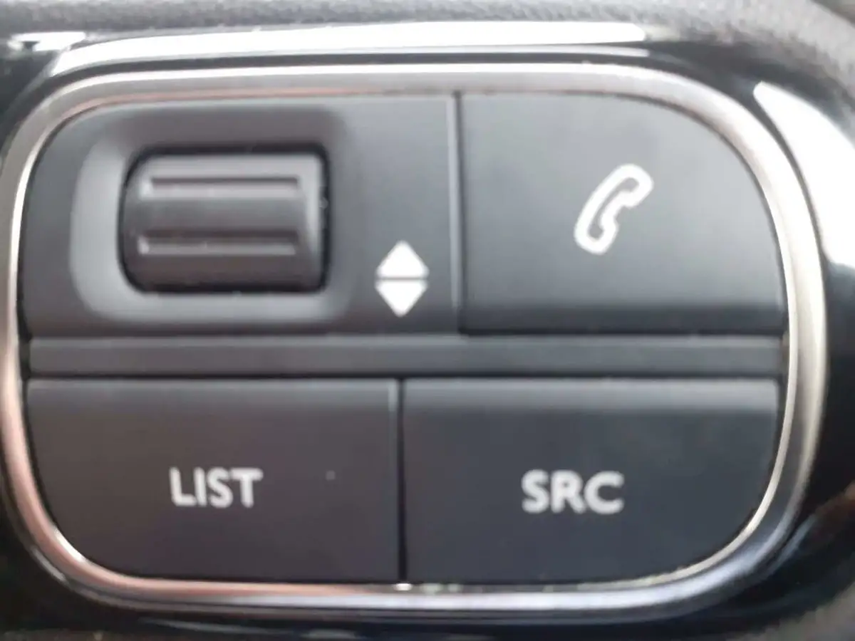 2021-citroen-c3-12-puretech-shine-plus-83ps-big-17