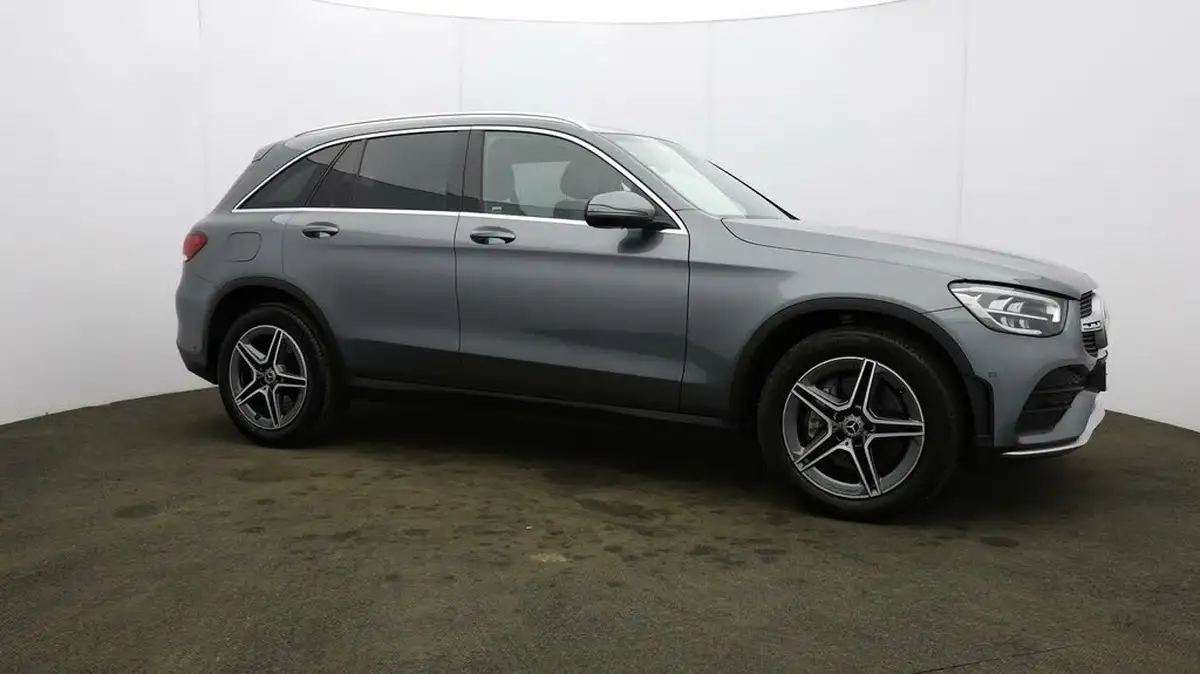 2021-mercedes-benz-glc-class-20d-glc220d-amg-line-station-wagon-5d-1950cc-4matic-plus-big-42