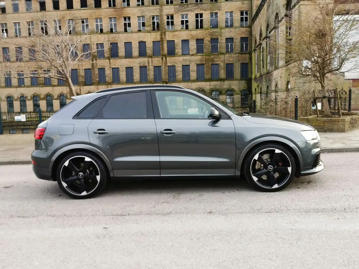 2014-audi-rs-q3-25-quattro-big-3