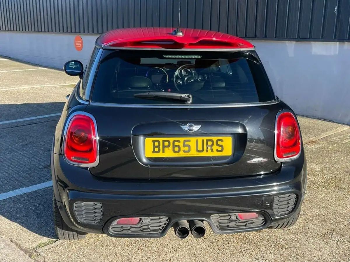 2016-mini-cooper-20-cooper-jcw-big-64