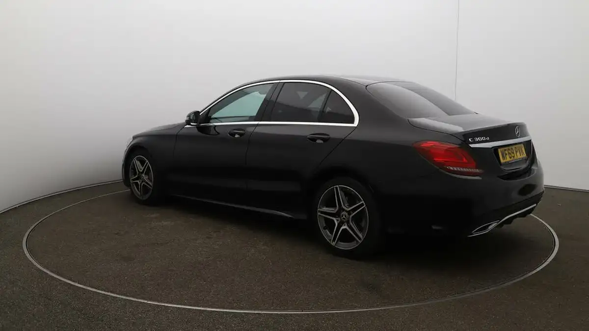 2019-mercedes-benz-c-class-20d-c300d-amg-line-245ps-premiumss-saloon-4d-big-5