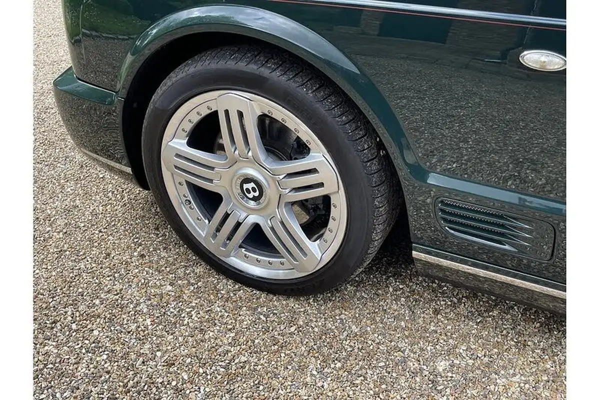 2009-bentley-brooklands-675-big-6