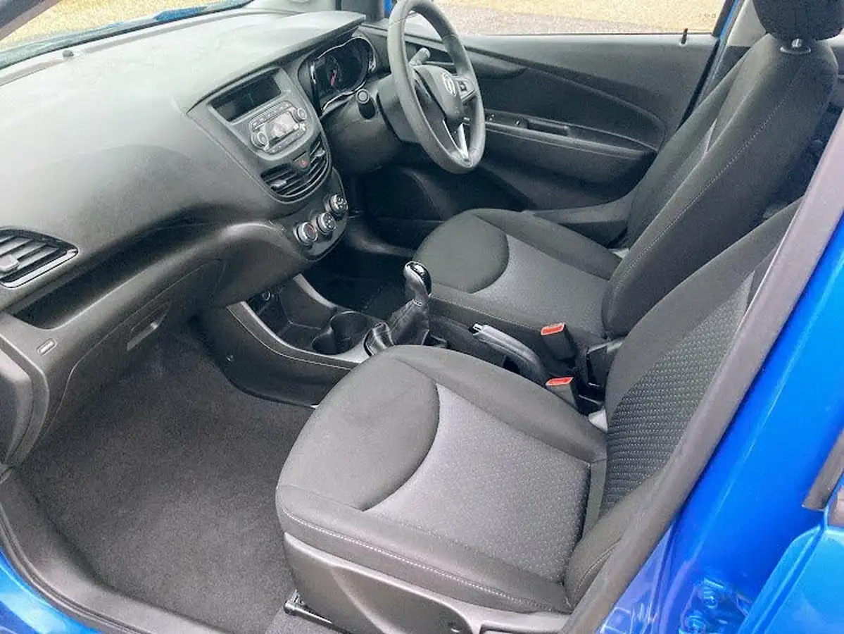 2017-vauxhall-viva-10i-se-big-15