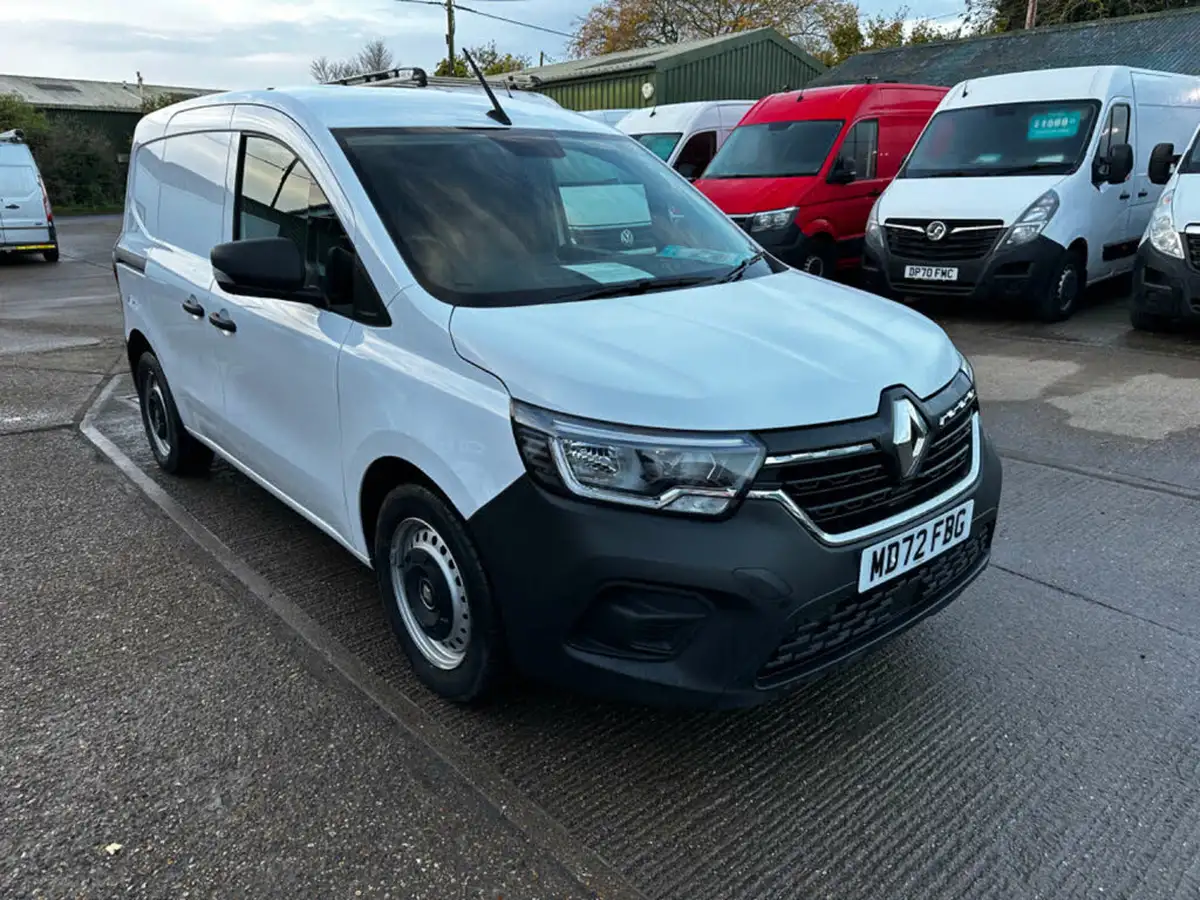 2022-renault-kangoo-15dci-ml19-95-start-big-11