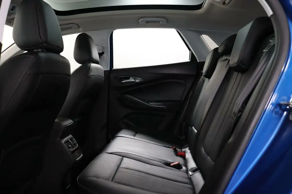 2019-vauxhall-grandland-x-15td-elite-nav-ss-blueinjection-big-36