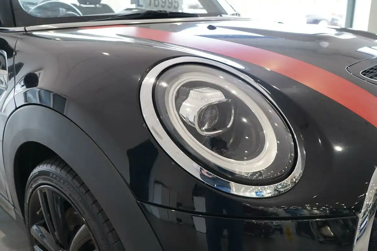 2019-mini-cooper-20-cooper-s-sport-189bhp-convertible-2d-big-42