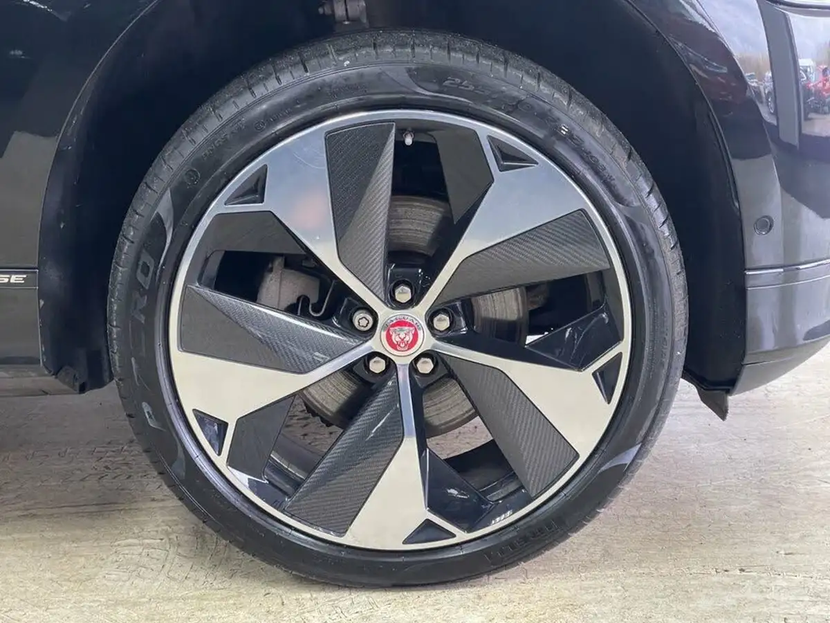 2018-jaguar-i-pace-ev400-first-edition-big-19