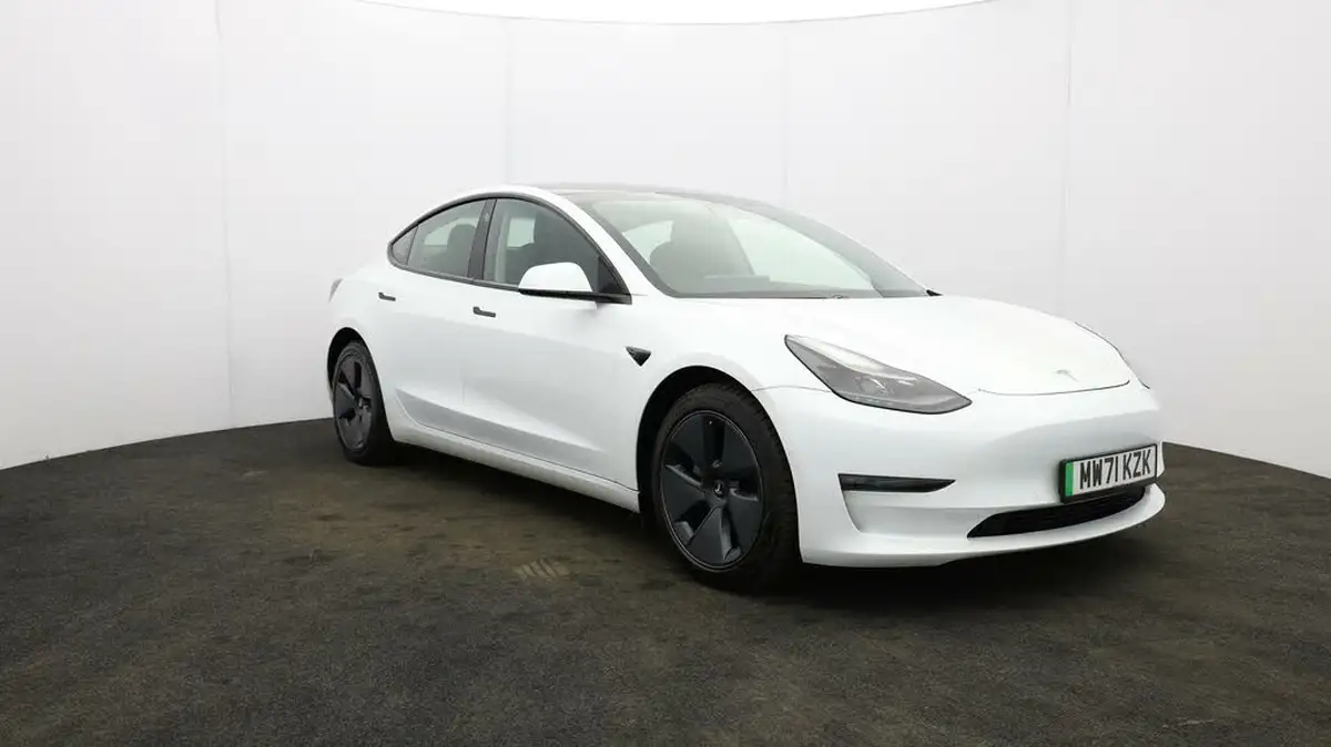 2021-tesla-model-3-e-long-range-awd-big-41