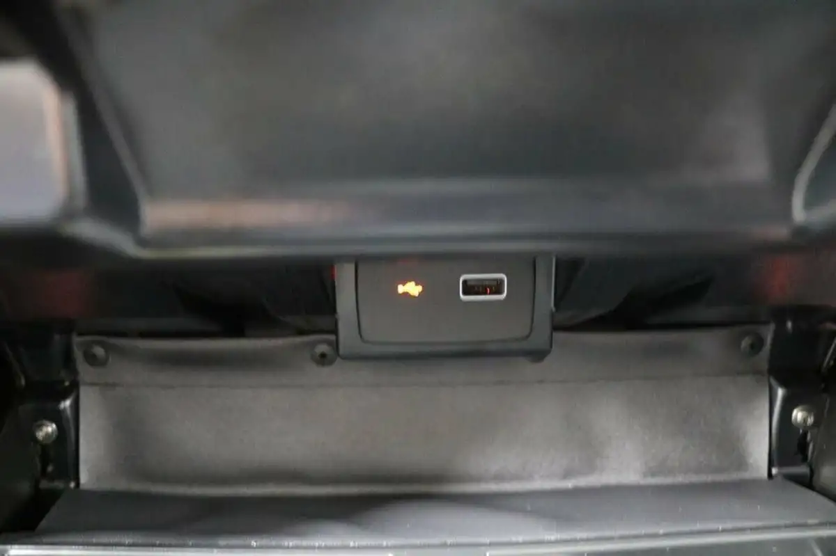 2022-citroen-relay-22bluehdi-35-l3h2-enterprise-panel-big-40