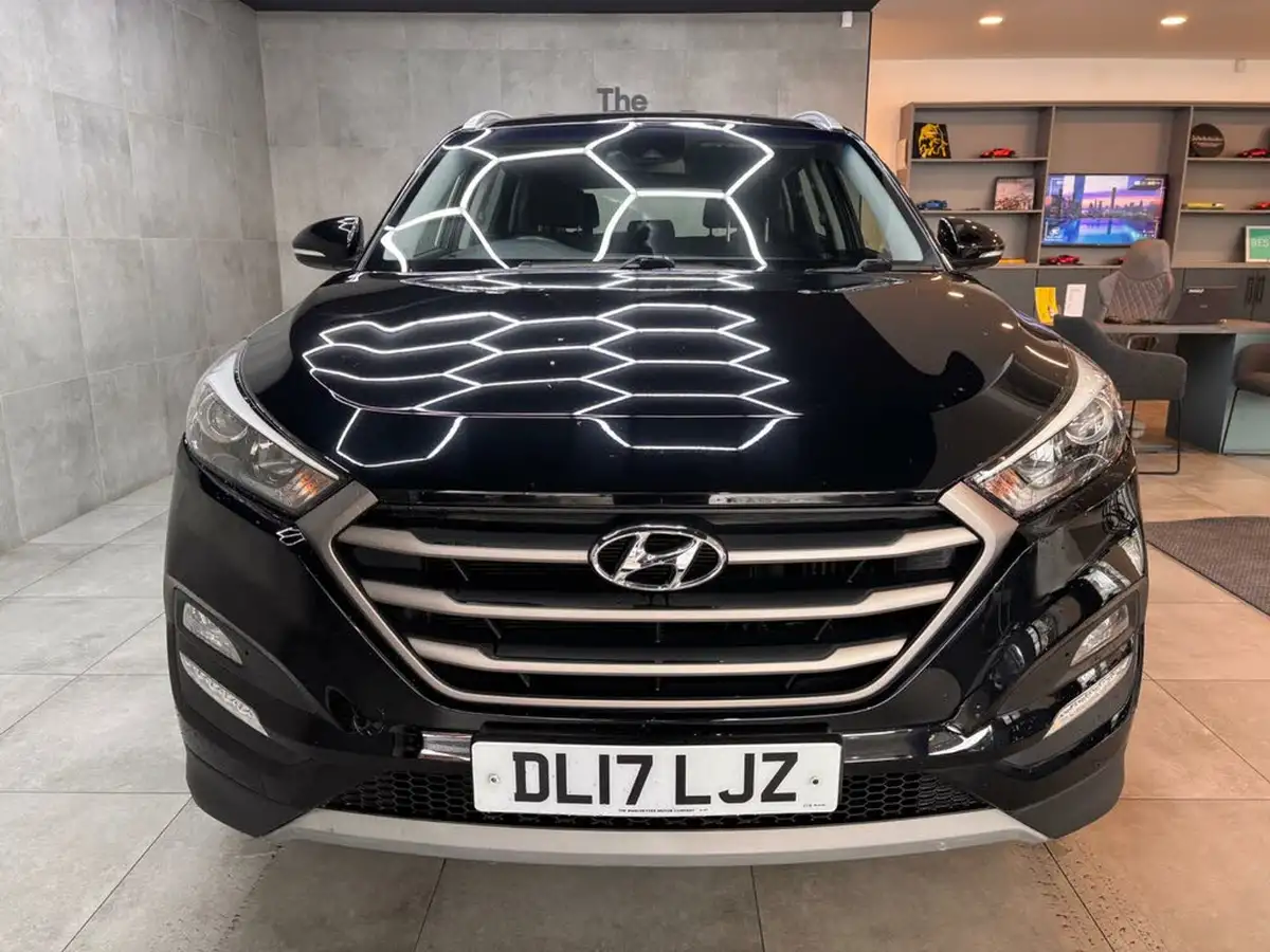 2017-hyundai-tucson-17crdi-blue-drive-se-nav-116ps-big-4
