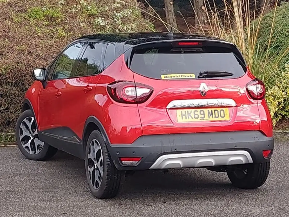 2019-renault-captur-09-tce-gt-line-big-1