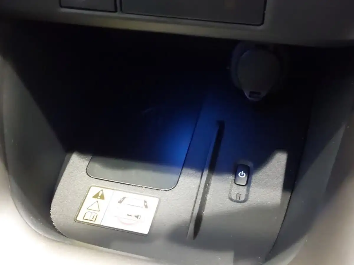 2023-mazda-mazda2-15-select-big-16