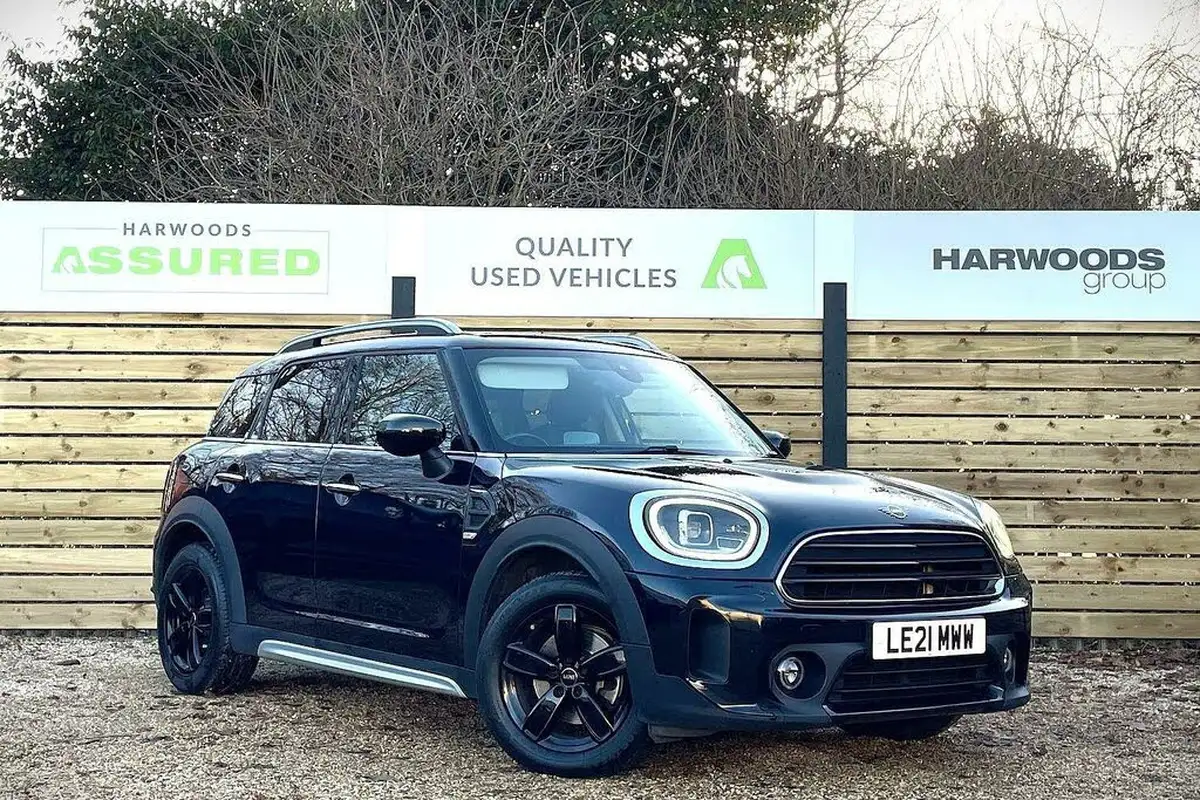 2021-mini-countryman-15-cooper-classic-auto-big-0