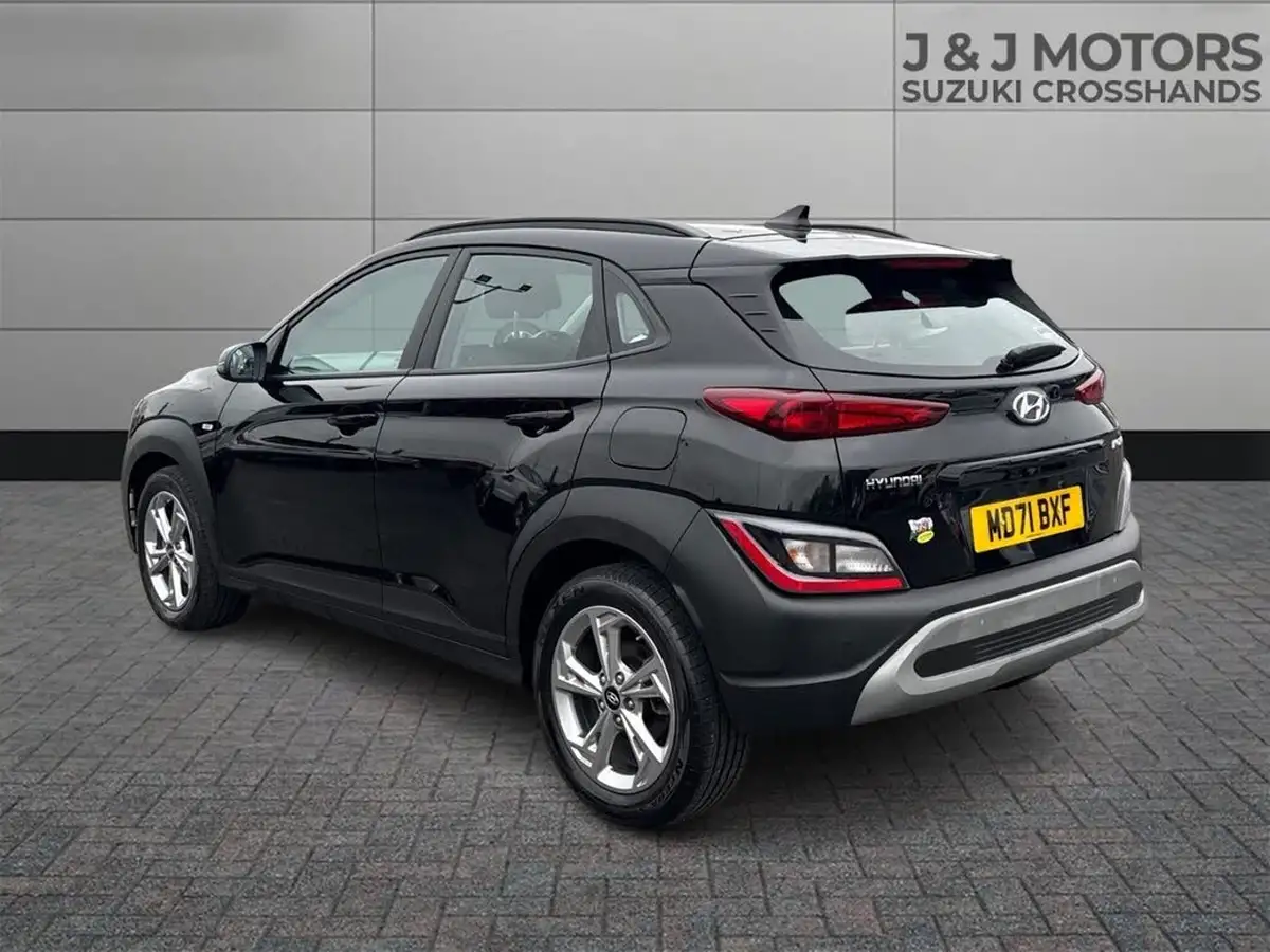 2022-hyundai-kona-10-t-gdi-se-connect-big-4