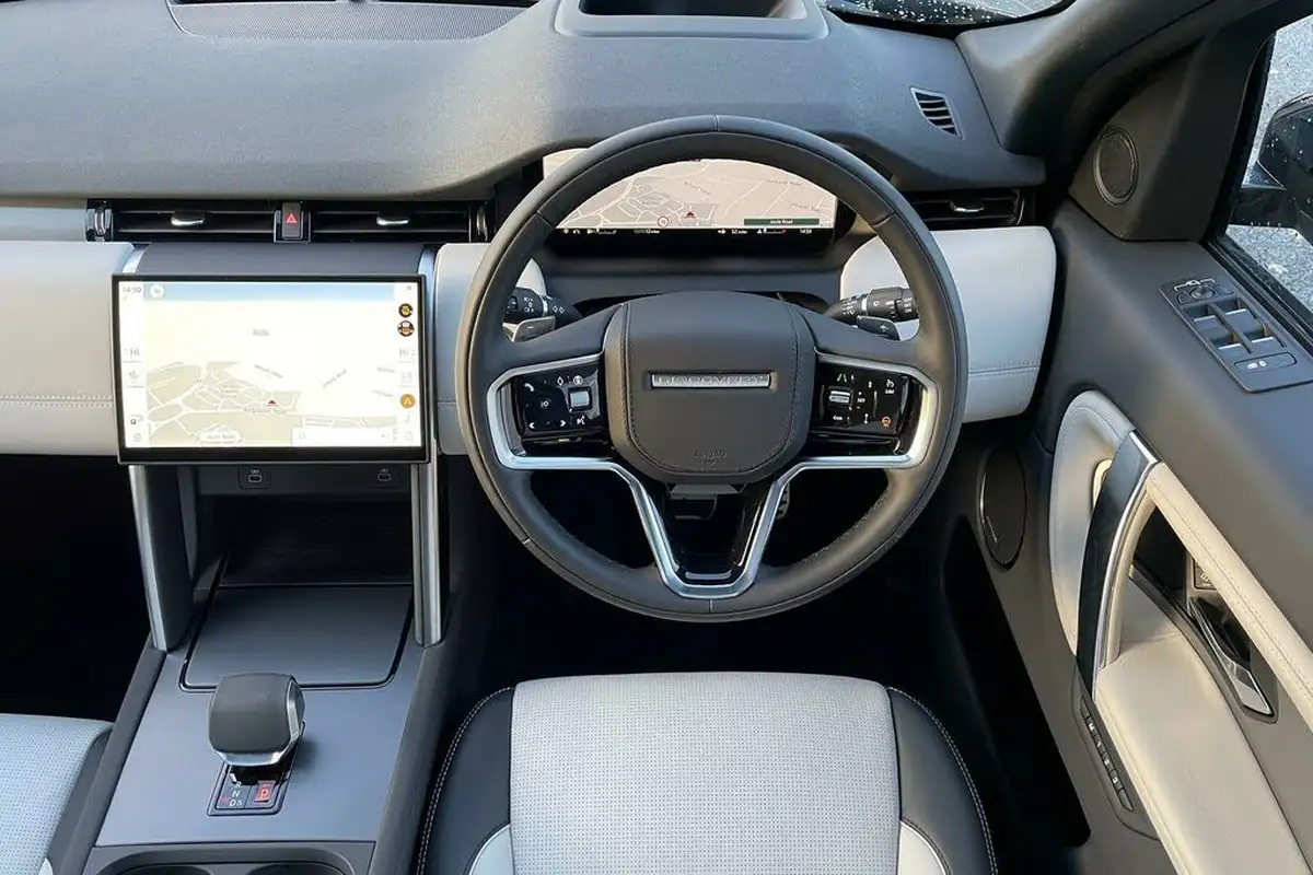 2024-land-rover-discovery-sport-20-d200-dynamic-hse-big-11