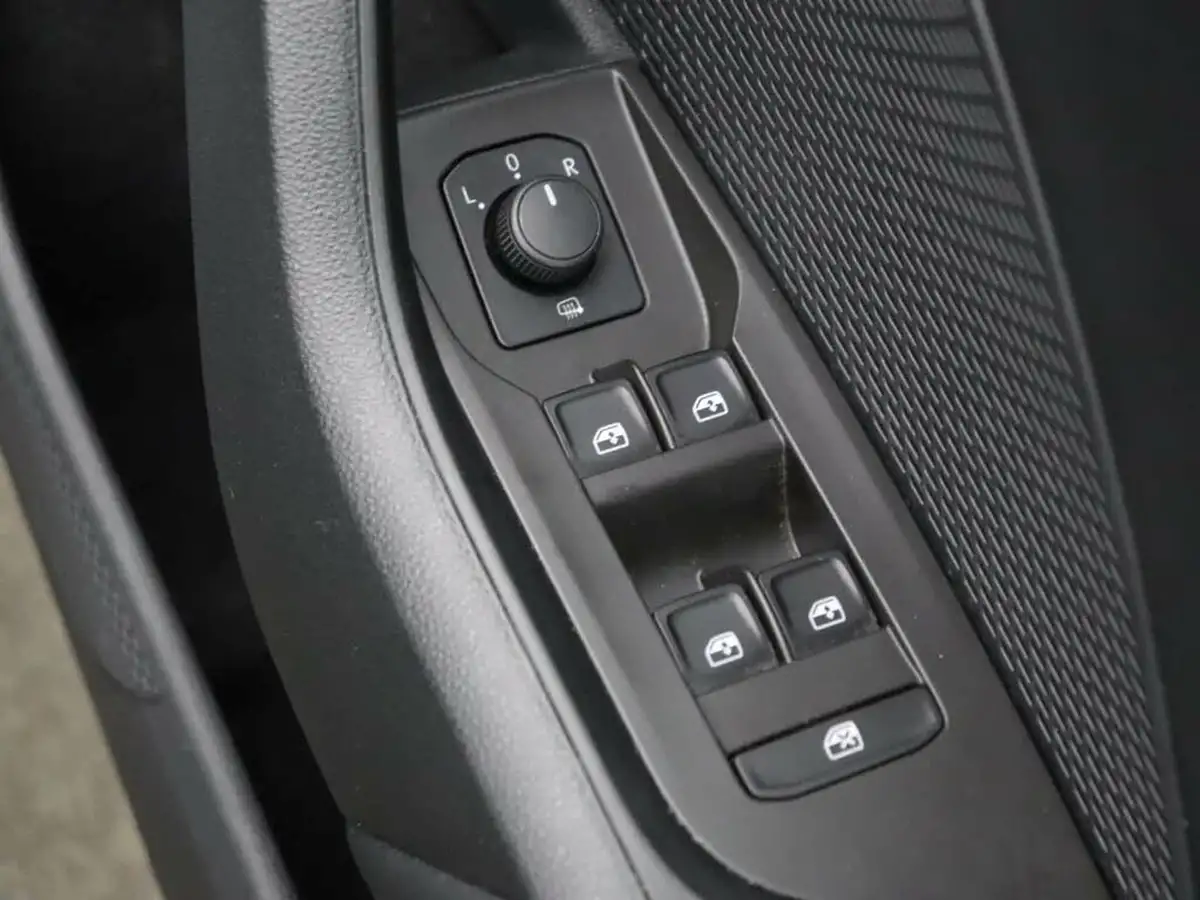 2021-skoda-octavia-14-tsi-se-technology-estate-big-27