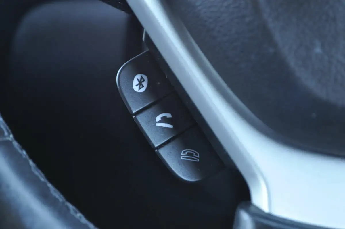 2015-suzuki-vitara-16-sz-t-big-15
