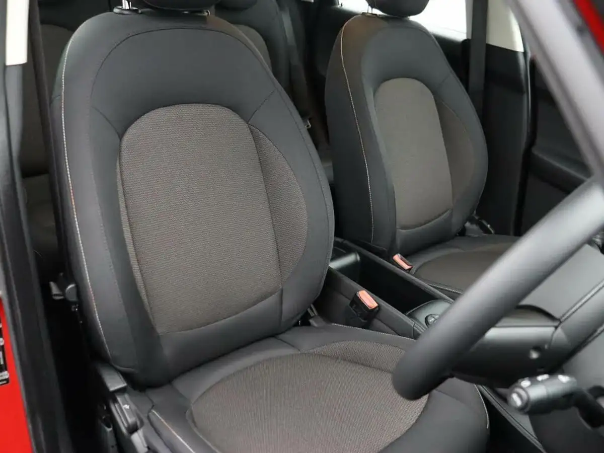 2020-mini-countryman-15-cooper-classic-comfort-big-9
