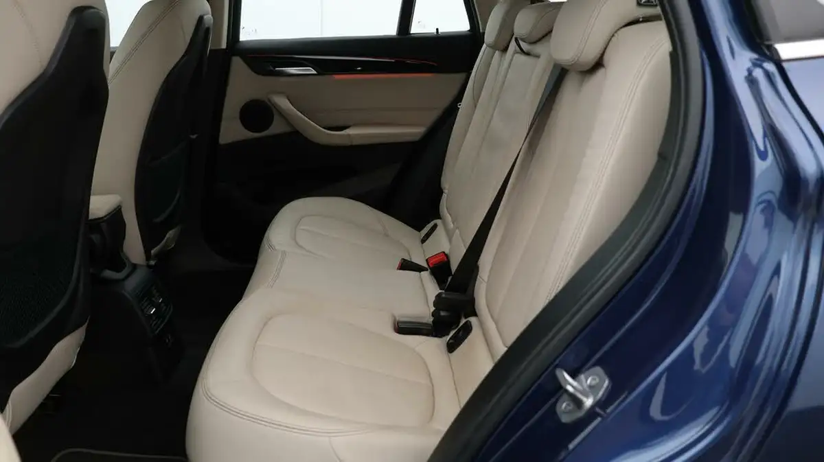 2022-bmw-x1-20td-sdrive18d-xline-sport-auto-big-16