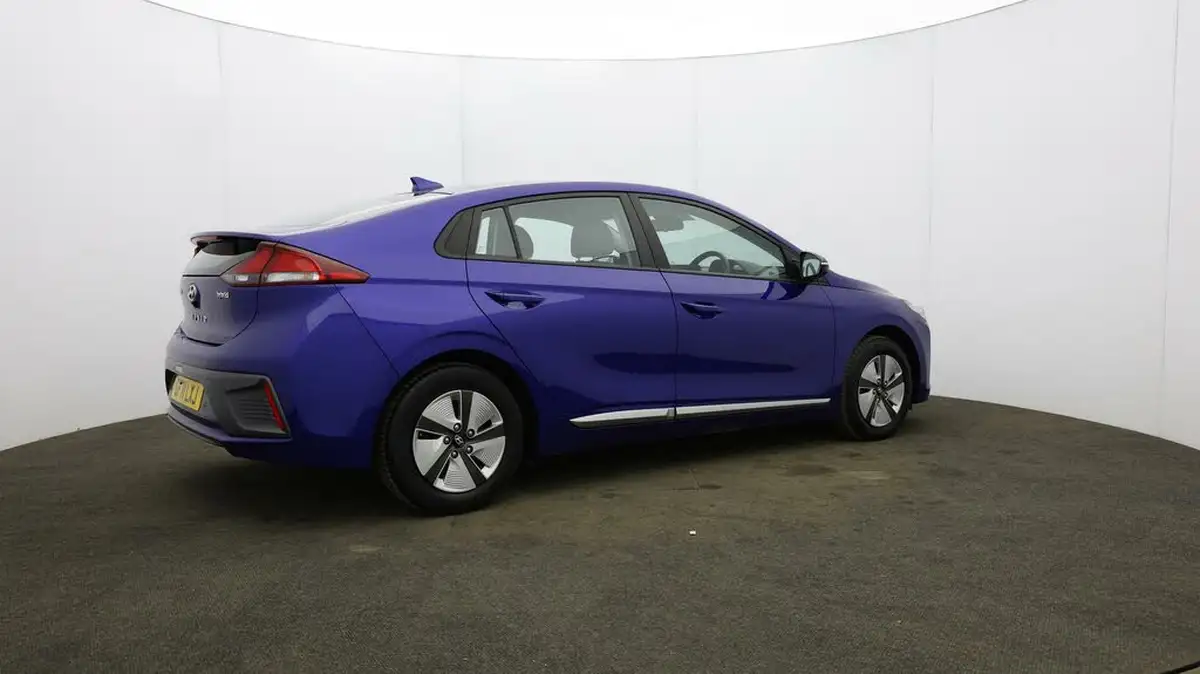 2021-hyundai-ioniq-16-gdi-premium-se-hybrid-big-55