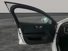 2022-volvo-v60-20-b3-momentum-161bhp-small-12
