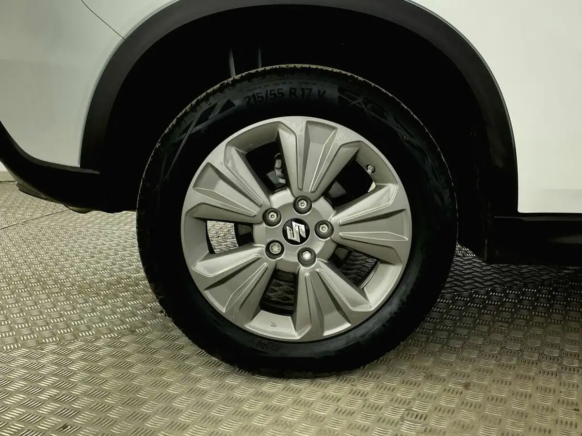 2023-suzuki-vitara-15-sz-t-big-9
