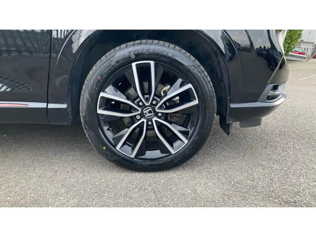 2022-honda-hr-v-15-i-mmd-advance-style-big-12