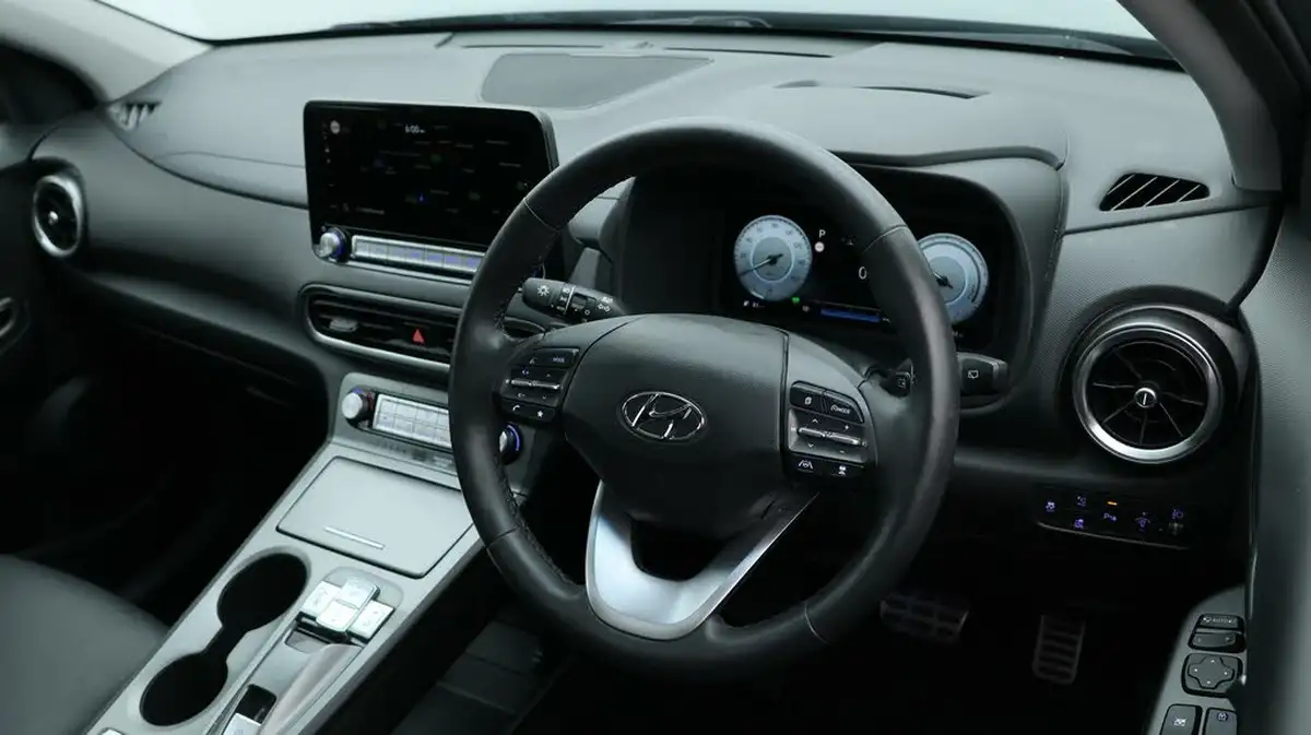 2022-hyundai-kona-e-ultimate-big-9