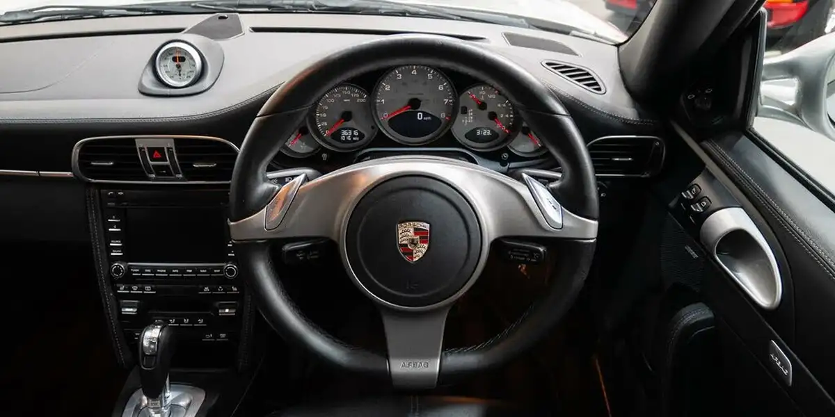 2009-porsche-911-38-carrera-s-coupe-3800cc-pdk-big-21