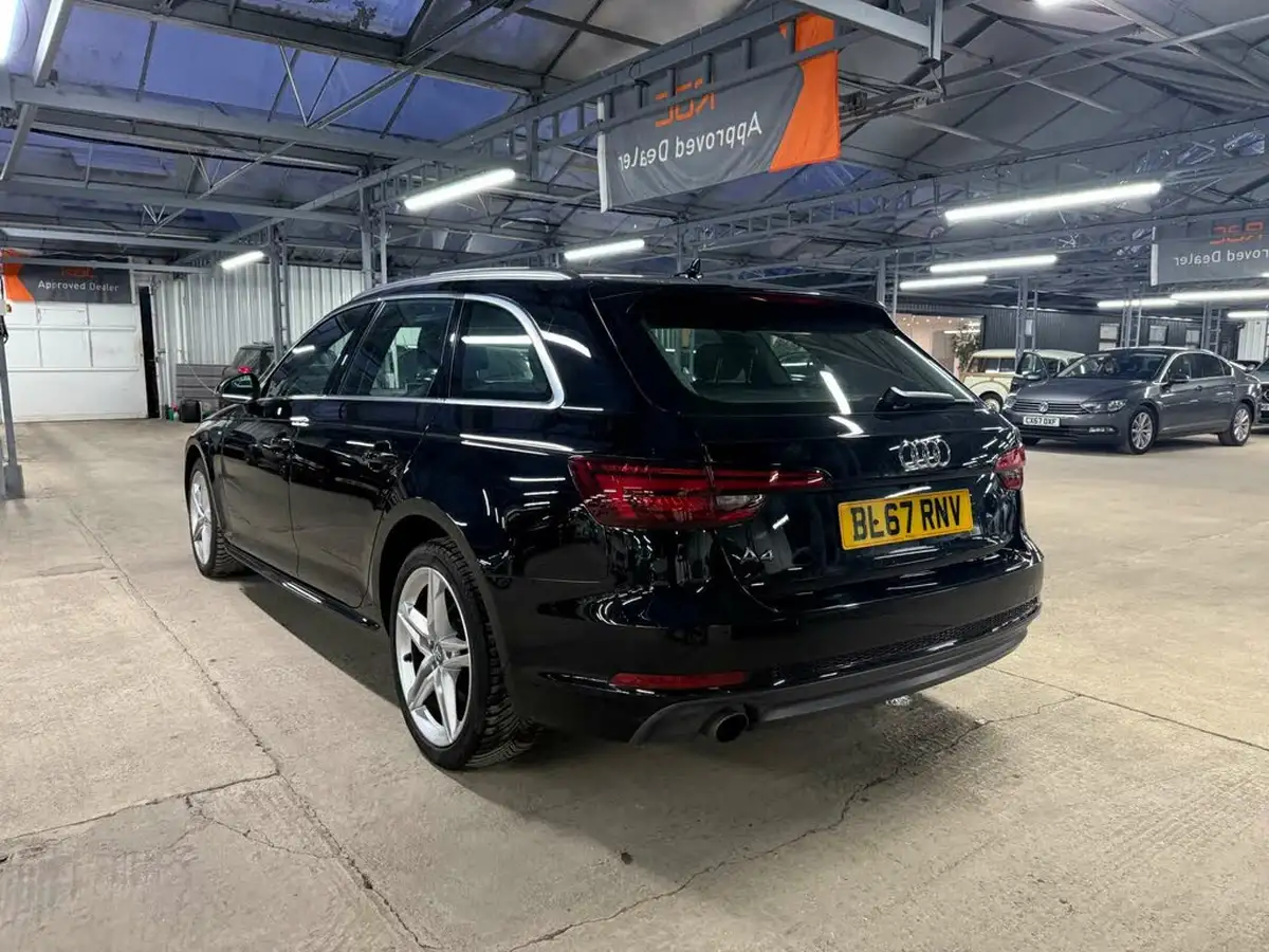 2018-audi-a4-avant-14-tfsi-s-line-tronic-big-9