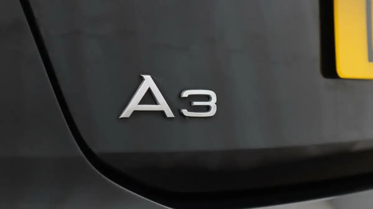 2021-audi-a3-14-40-tfsi-e-s-line-big-20