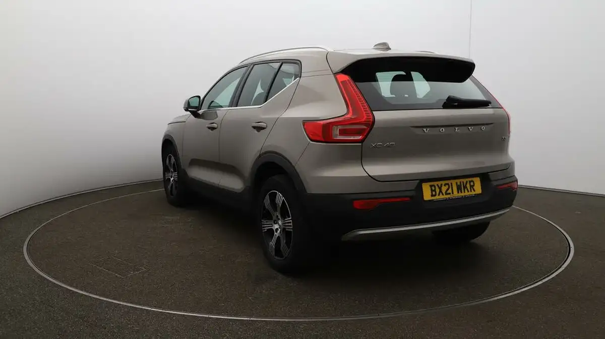 2021-volvo-xc40-15-t3-inscription-161bhp-auto-big-52