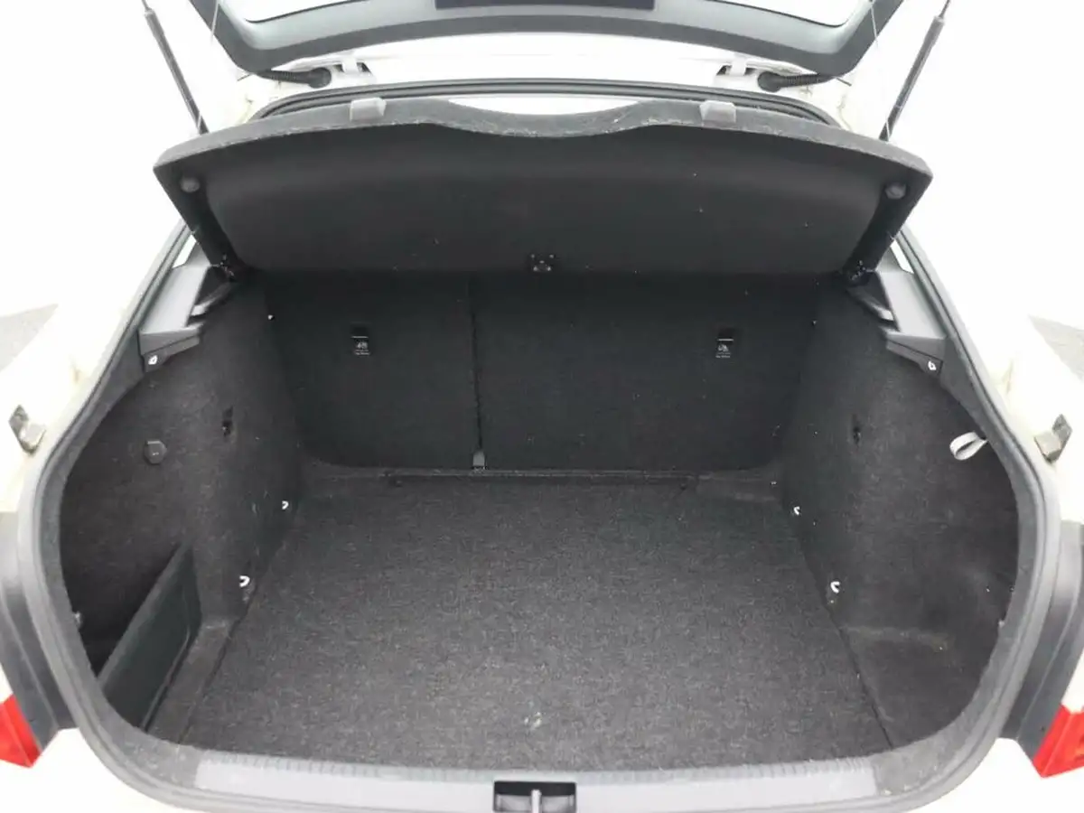 2019-skoda-octavia-15-tsi-se-technology-act-hatchback-big-14