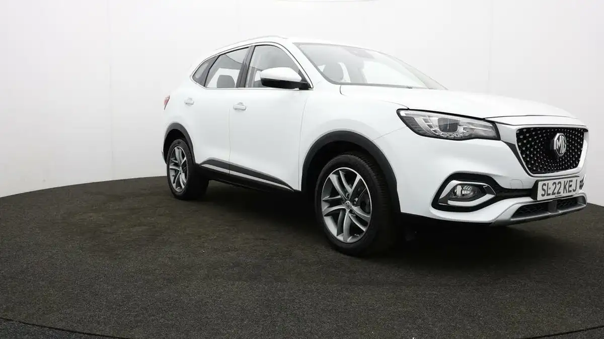 2022-mg-hs-15t-gdi-excite-162ps-dct-big-0