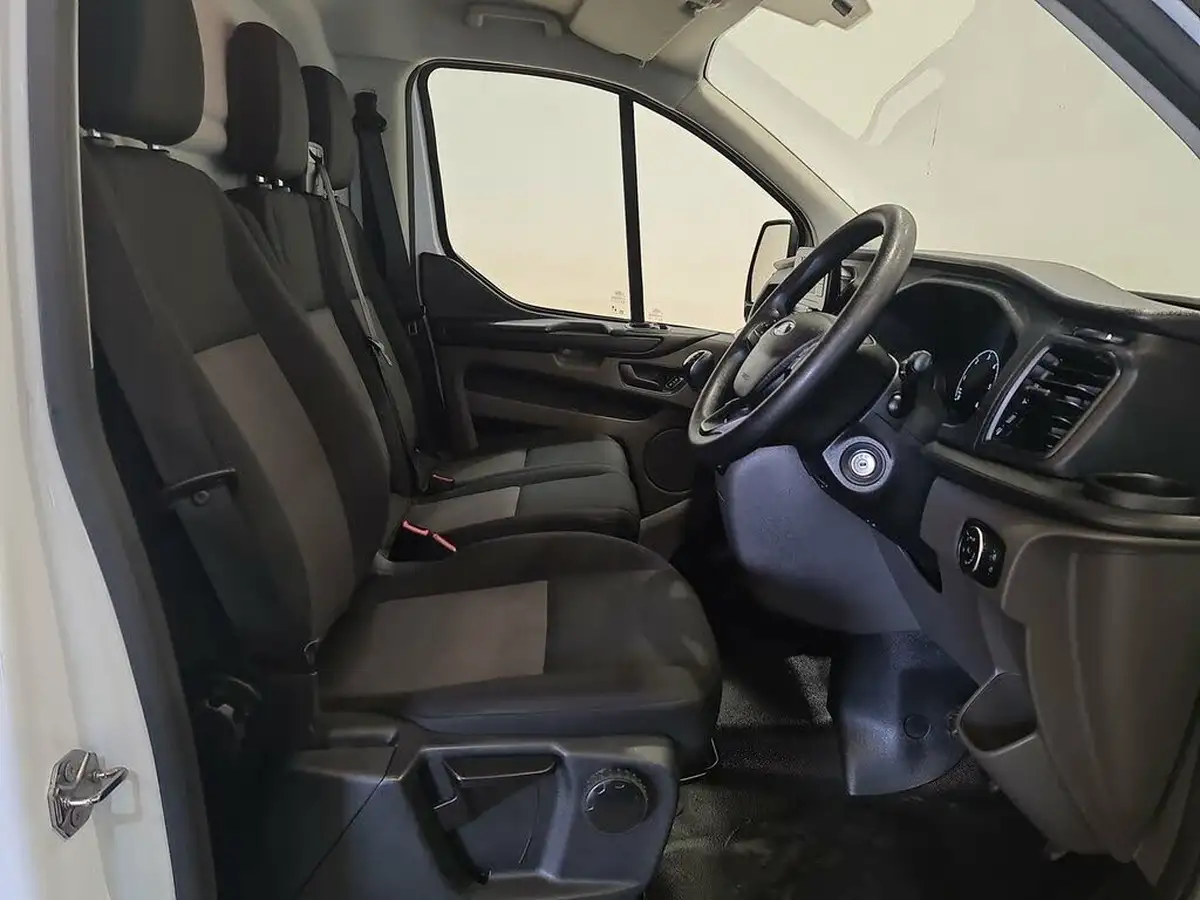 2022-ford-transit-custom-20tdci-300-l1h1-leader-105pseu6dt-panel-van-big-1