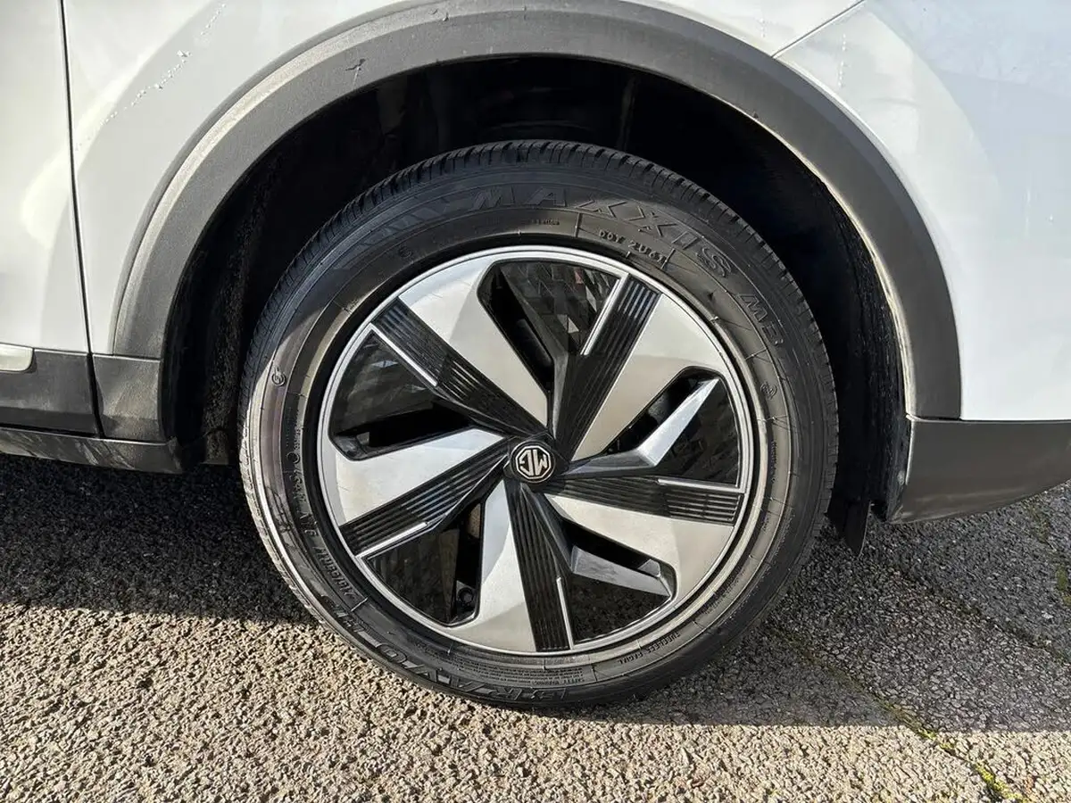 2023-mg-zs-suv-e-se-ev-156ps-long-range-big-8