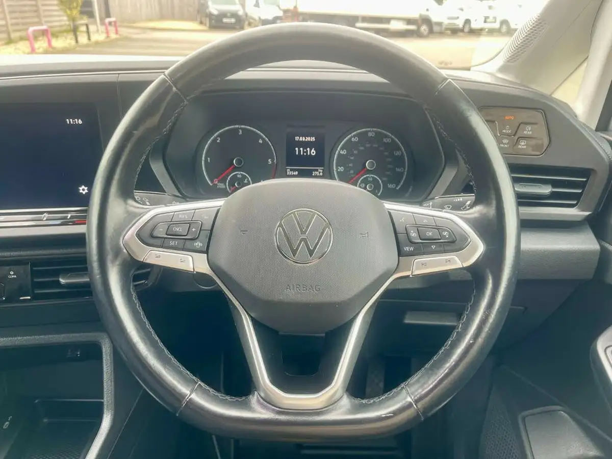 2022-volkswagen-caddy-20tdi-c20-cargo-commerce-pro-102pseu6d-big-22