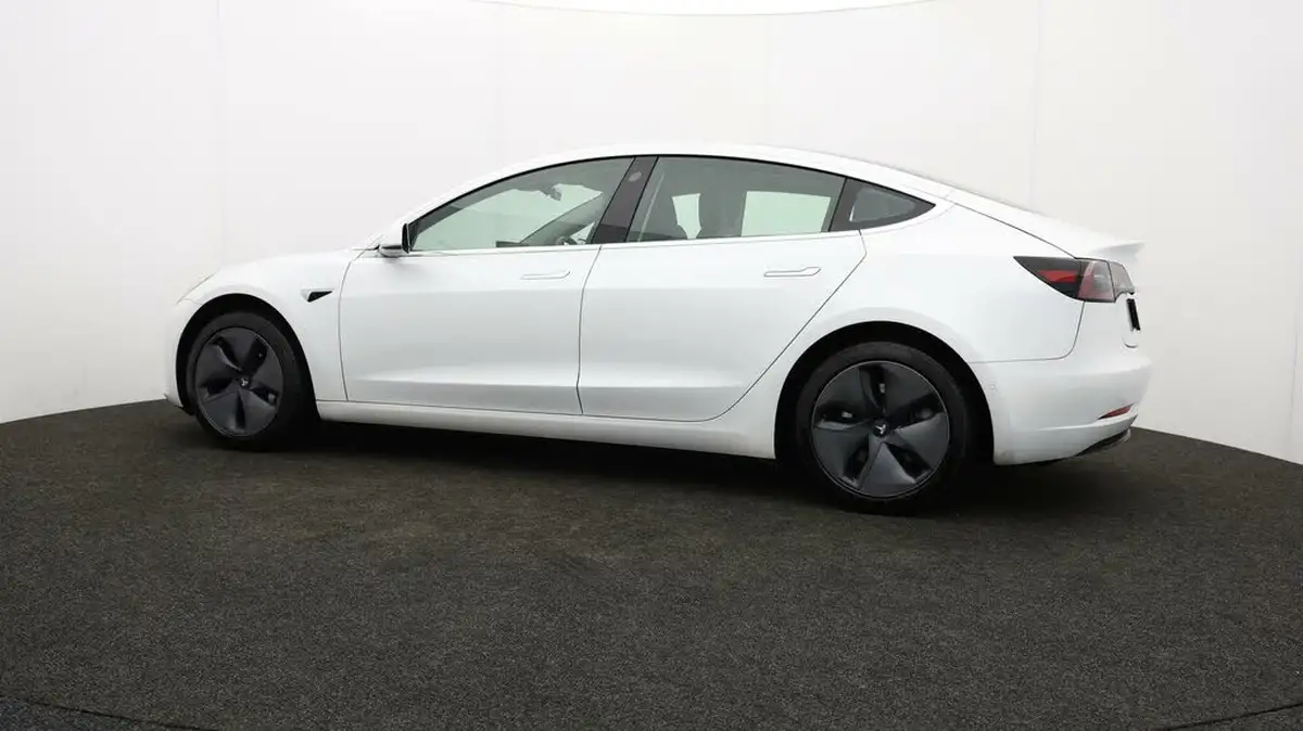 2020-tesla-model-3-e-standard-plus-big-71