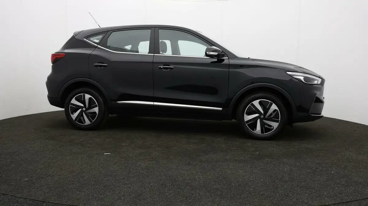 2022-mg-zs-suv-e-se-ev-156ps-long-range-big-39