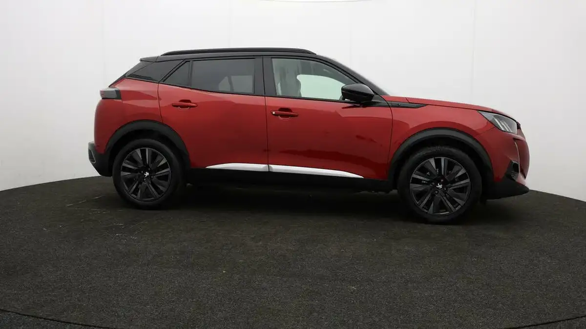 2021-peugeot-2008-suv-e-gt-premium-big-39