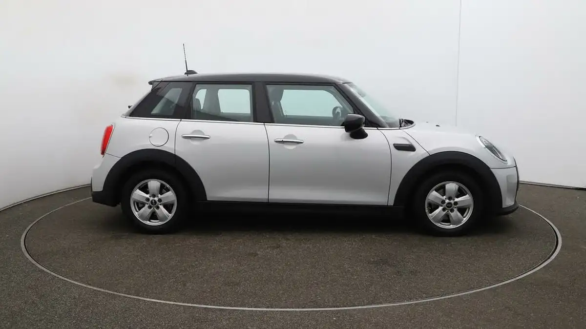 2022-mini-cooper-15-cooper-classic-premium-hatchback-5d-auto-big-46