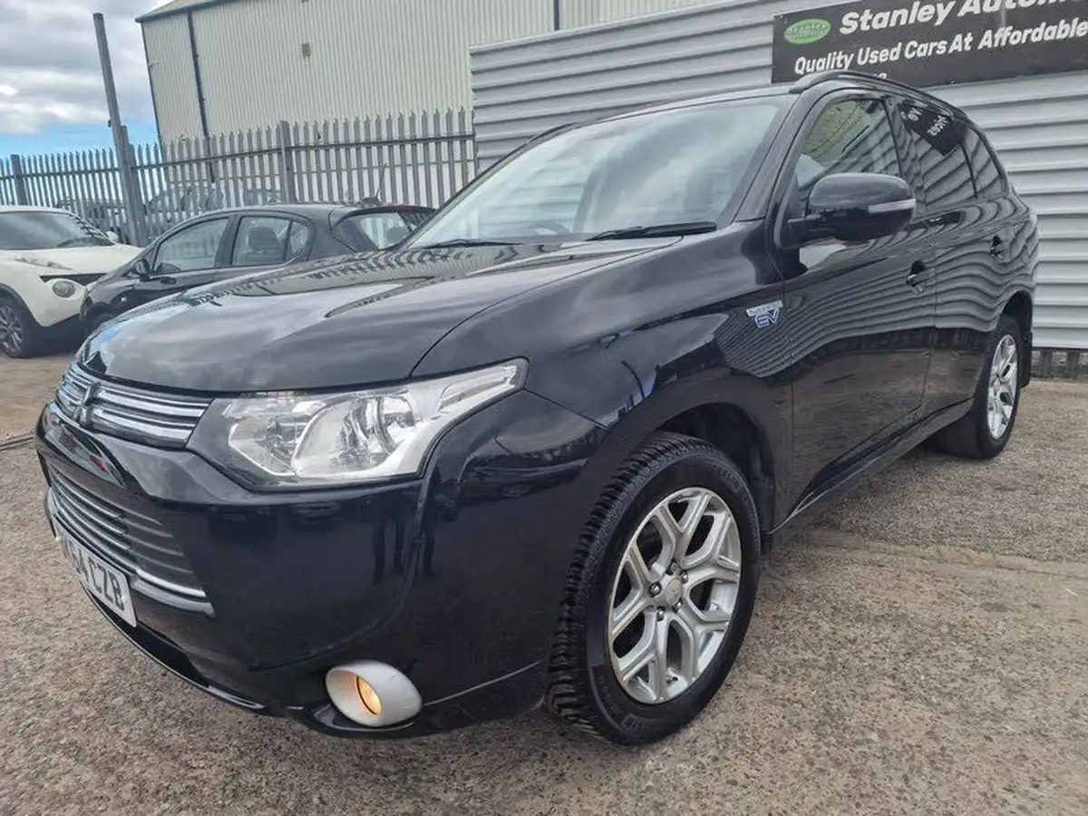 2014-mitsubishi-outlander-20-gx3h-5st-big-2
