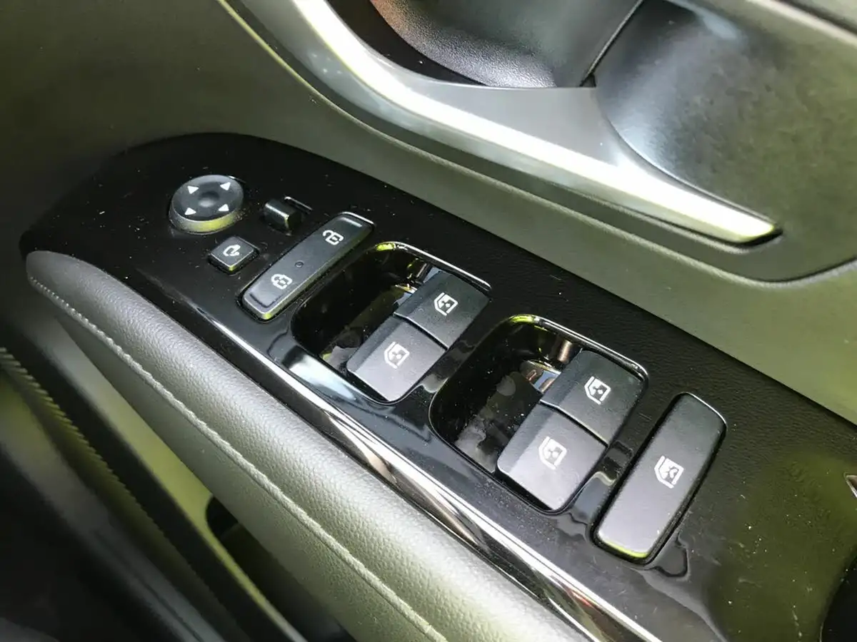 2023-hyundai-tucson-16-t-gdi-premium-150ps-big-32
