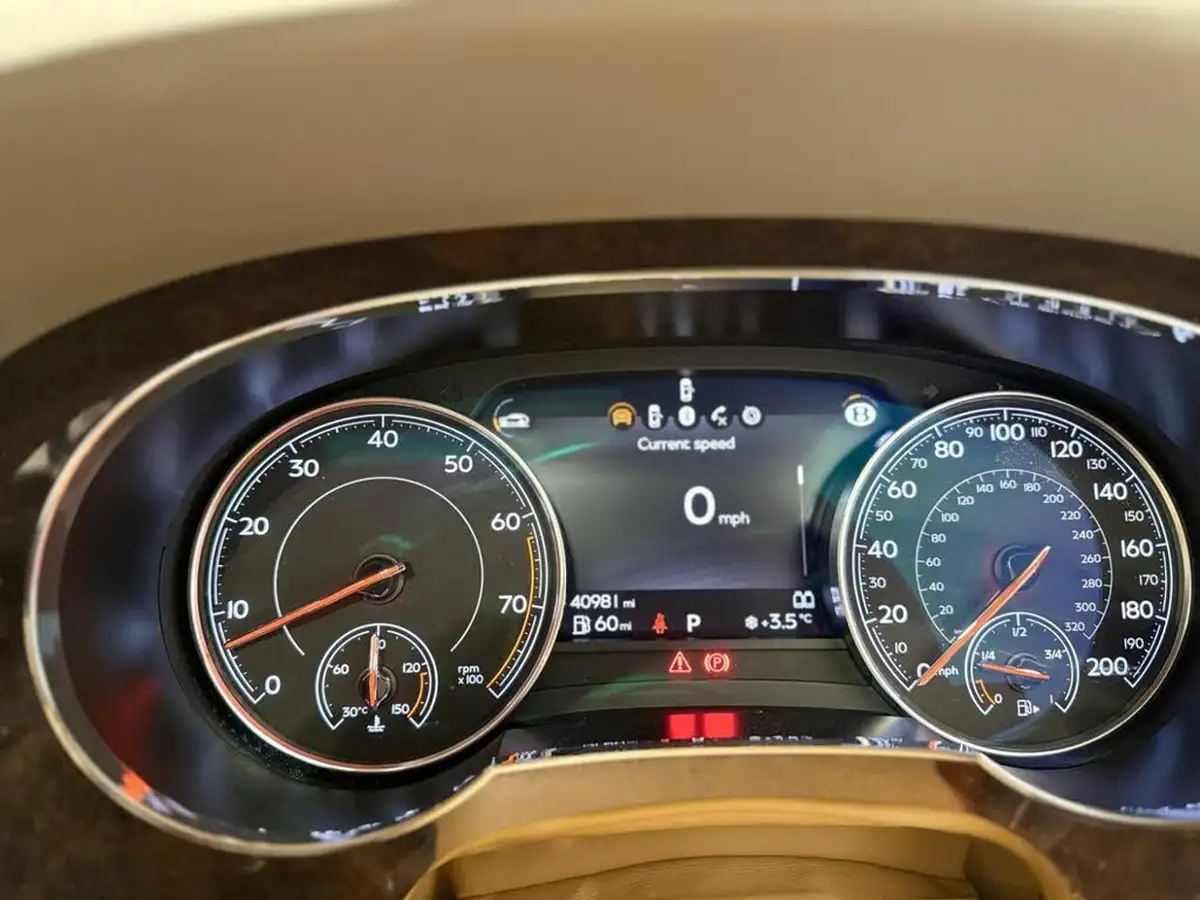 2017-bentley-bentayga-60-w12-big-20