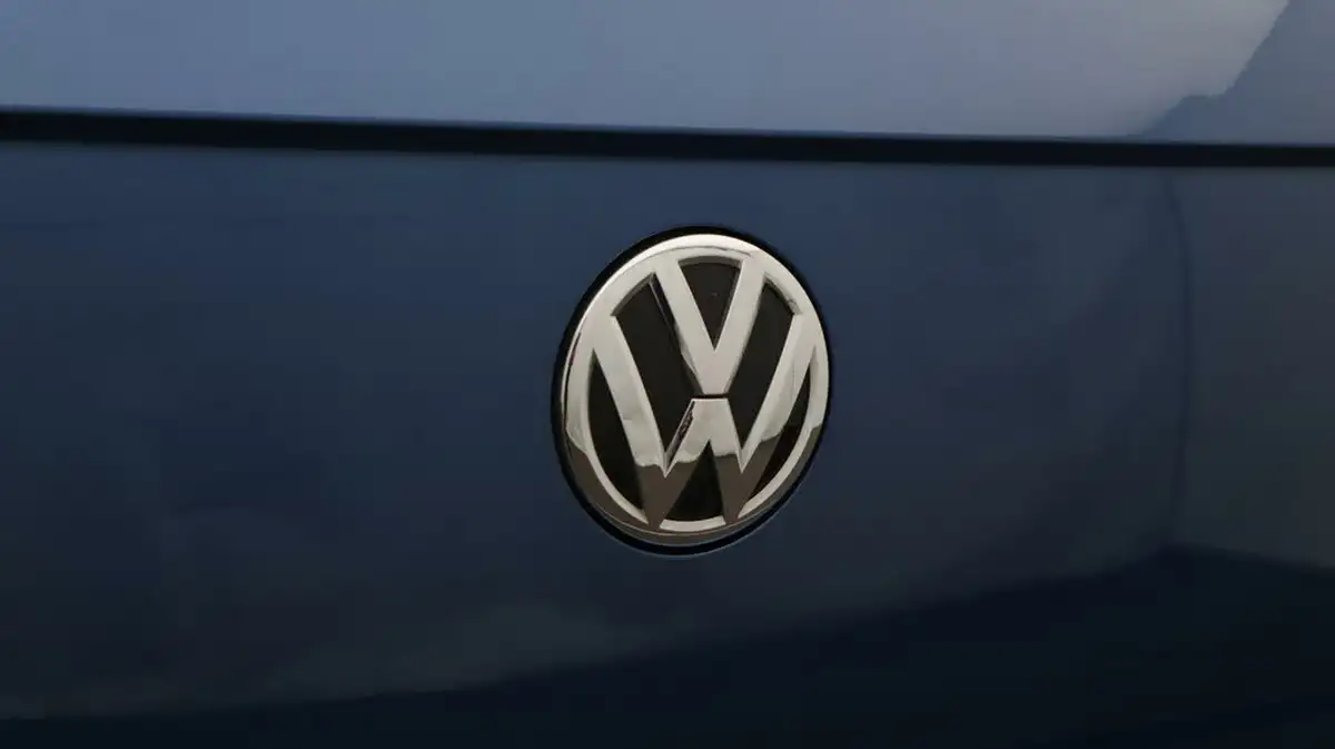 2020-volkswagen-polo-10-tsi-r-line-115ps-dsg-big-30