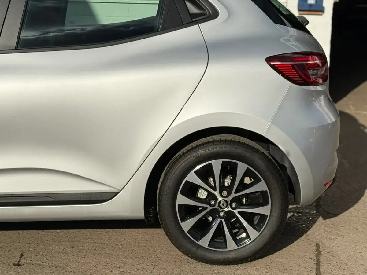 2023-renault-clio-10-tce-evolution-big-22
