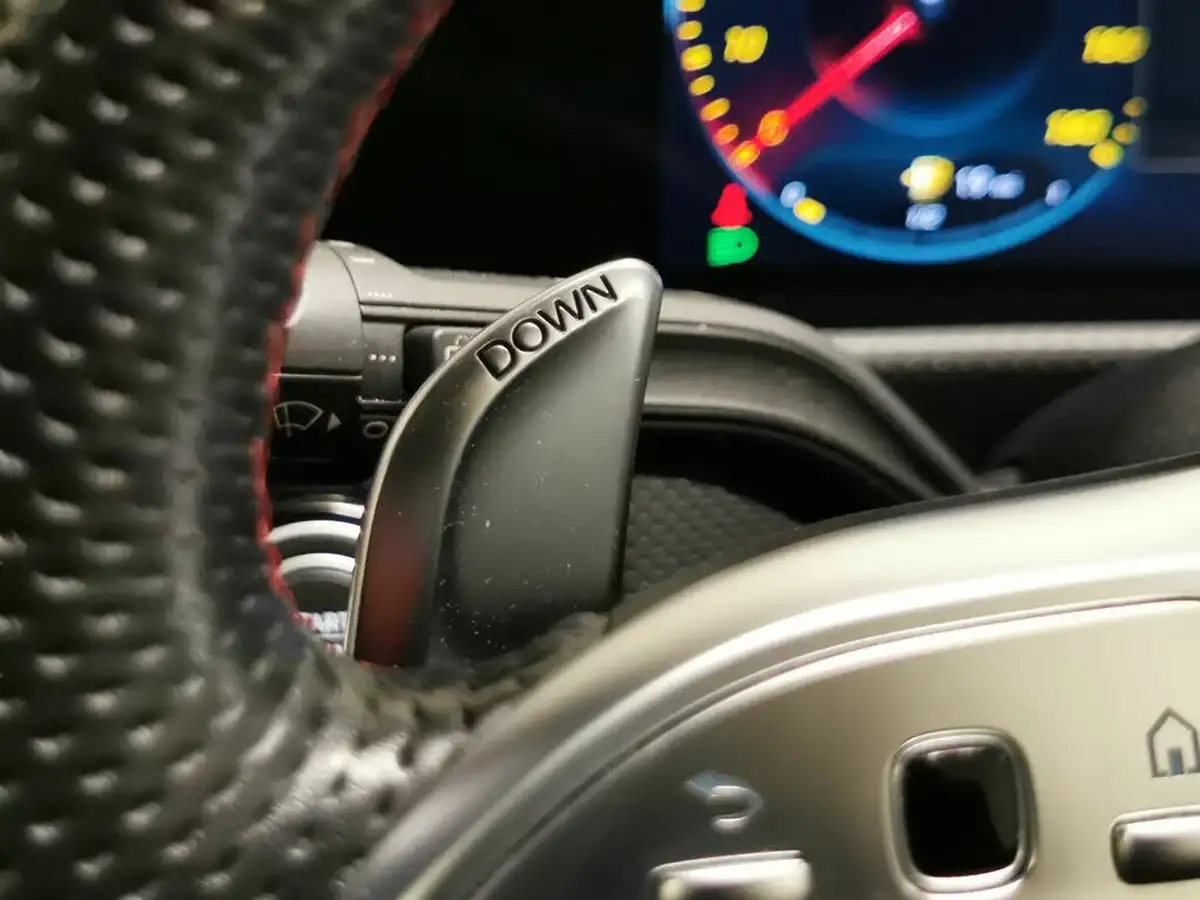 2019-mercedes-benz-a-class-20-a35-amg-premium-plus-hatchback-5d-big-21