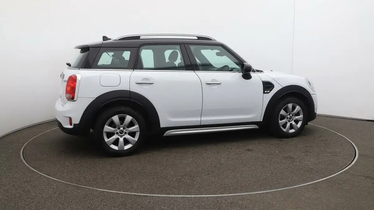 2017-mini-countryman-15-cooper-ss-big-42