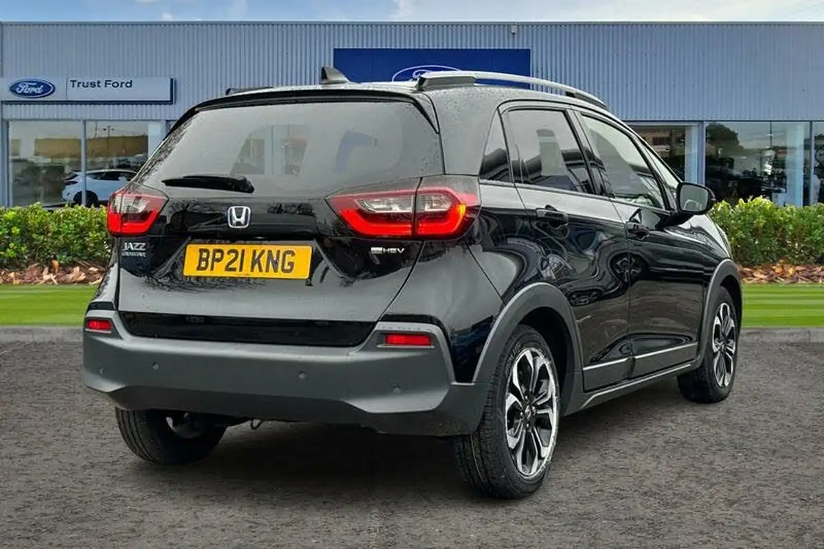 2021-honda-jazz-15-i-mmd-crosstar-ex-107ps-big-3