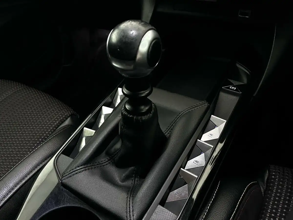 2020-ds-ds-3-crossback-12-puretech-performance-line-100ps-big-41